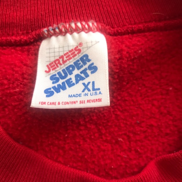 Vintage 90s red Paramount Pictures sweatshirt - Picture 3 of 4